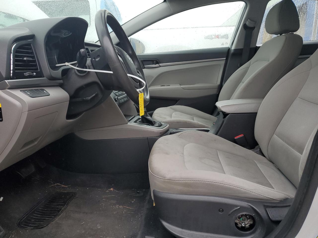 2017 HYUNDAI ELANTRA SE - Image 7