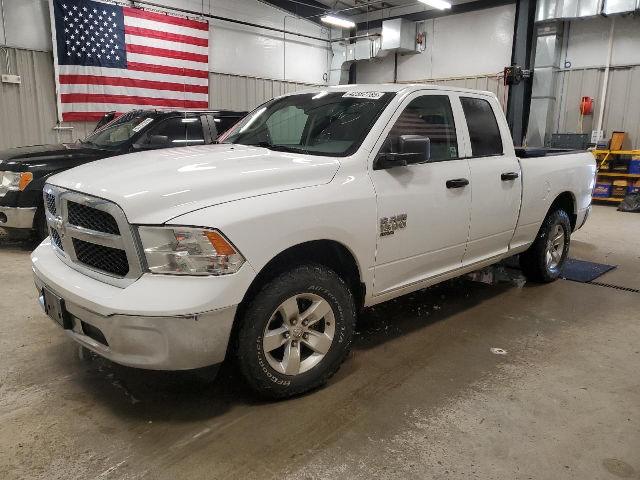 2019 RAM 1500 CLASS