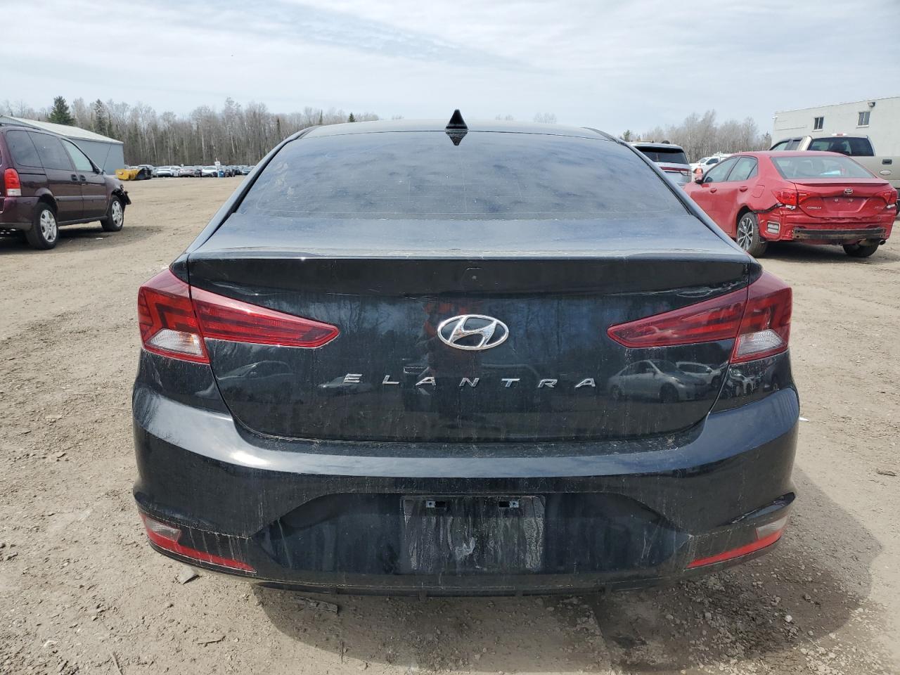 2019 HYUNDAI ELANTRA SE - Фото 6