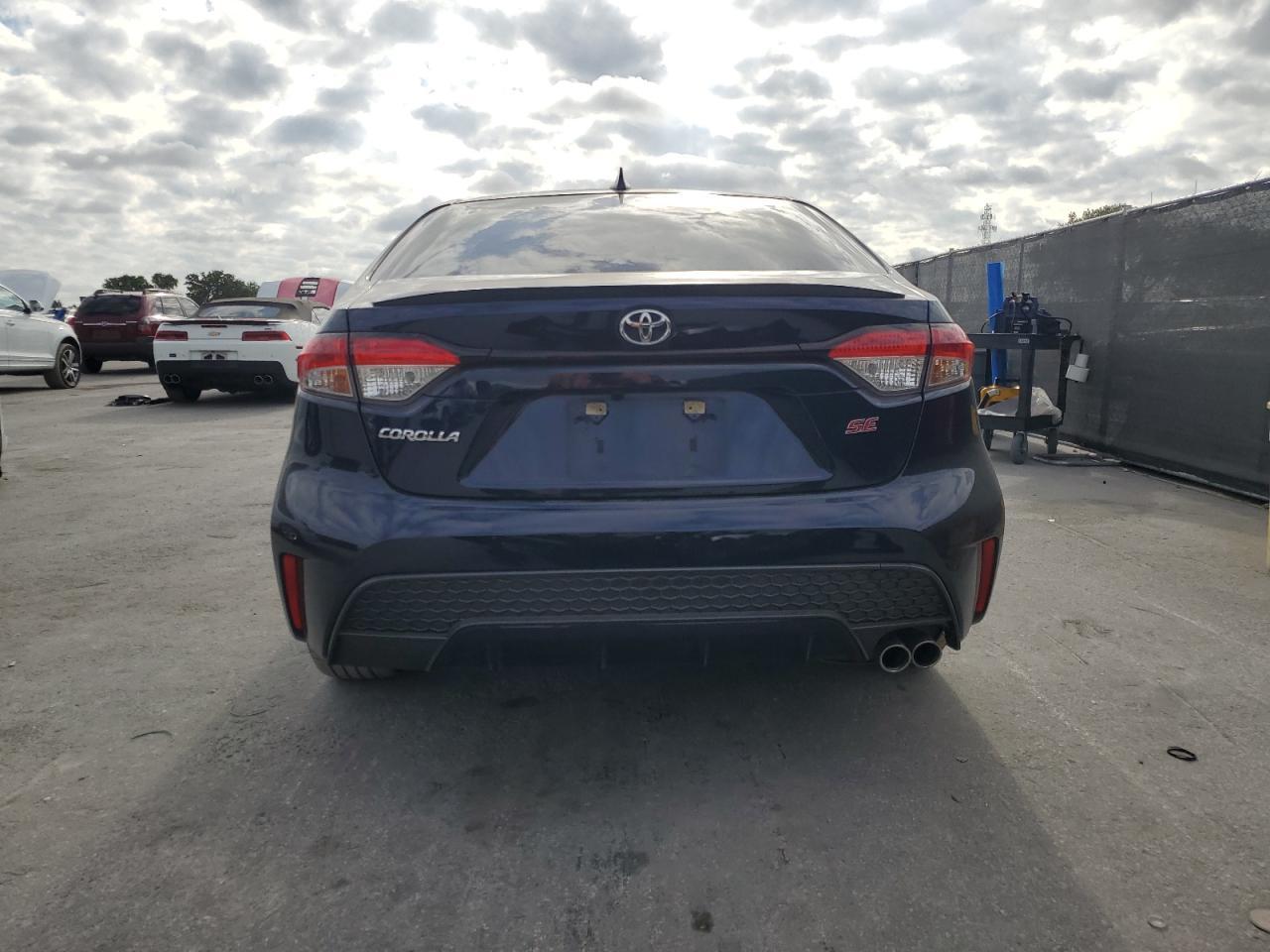 2020 TOYOTA COROLLA SE - Image 6
