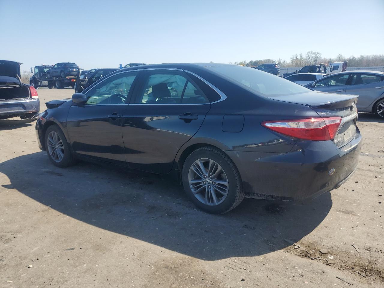 2017 TOYOTA CAMRY LE - Image 2