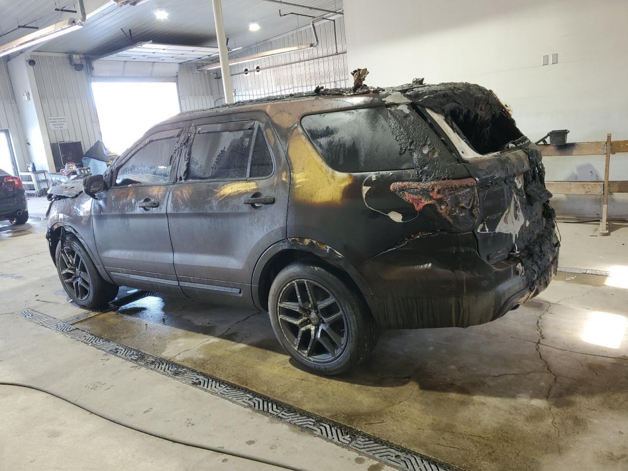 2017 FORD EXPLORER S - Фото 2