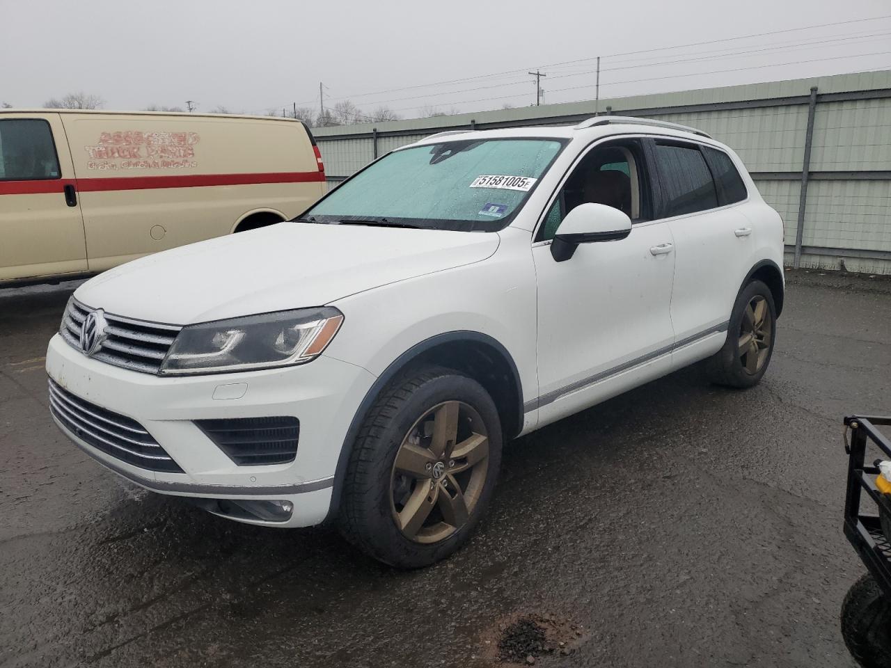 2016 VOLKSWAGEN TOUAREG TD