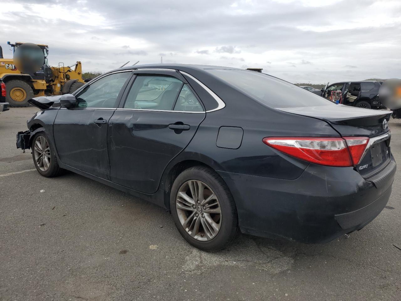 2016 TOYOTA CAMRY LE - Фото 2