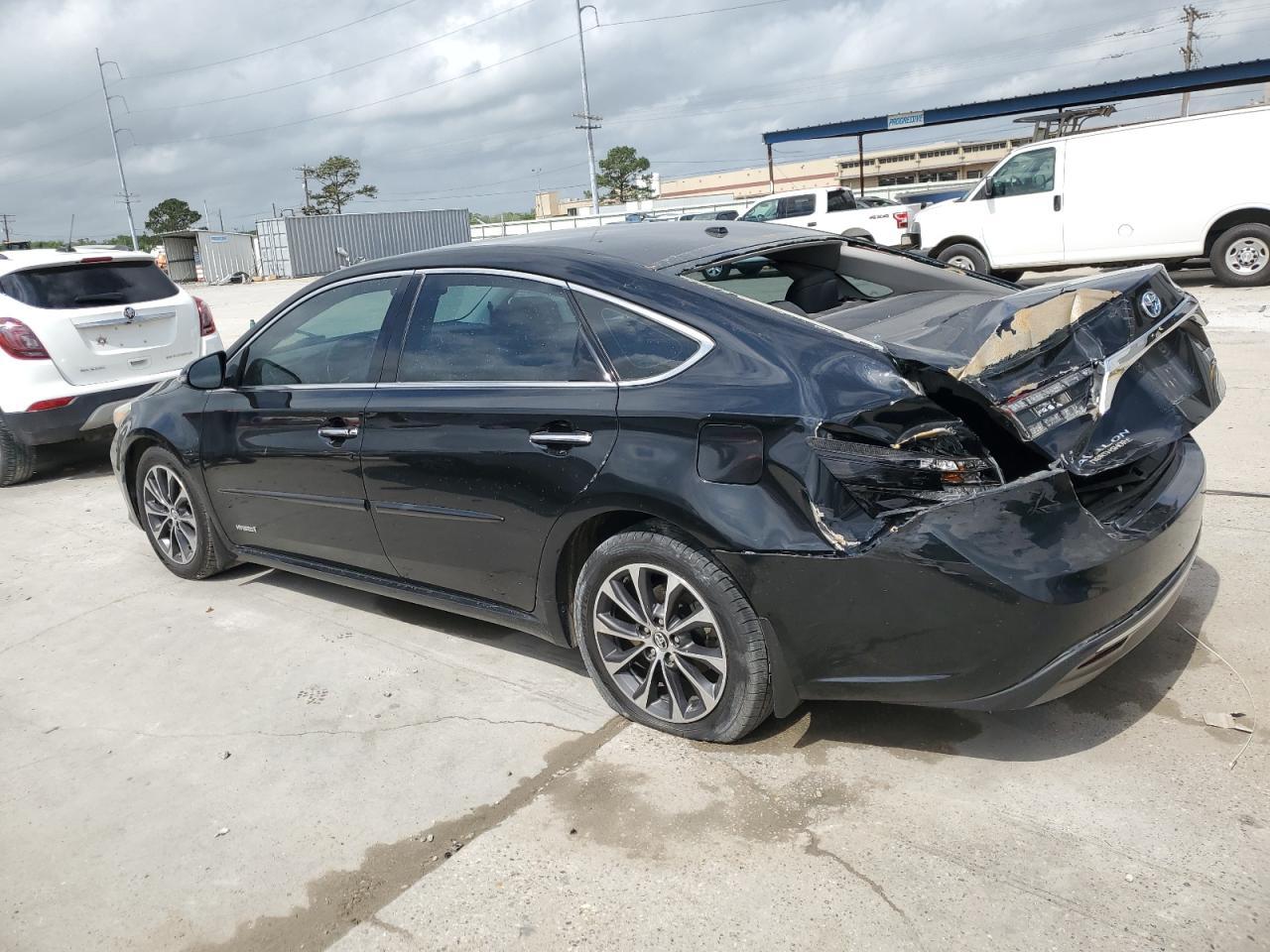 2016 TOYOTA AVALON HYB - Image 2