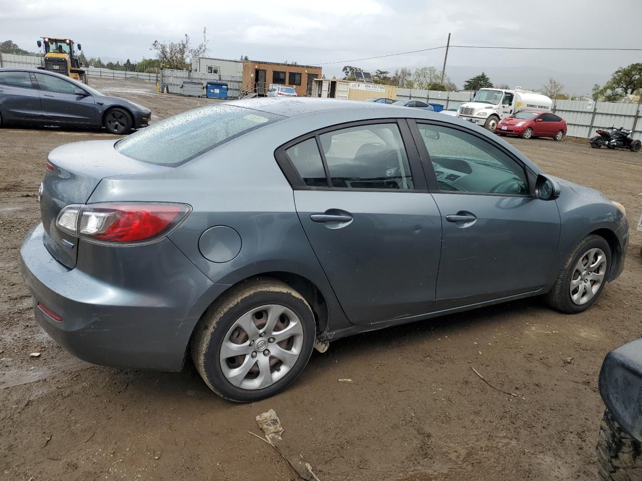 2013 MAZDA 3 I - Фото 3