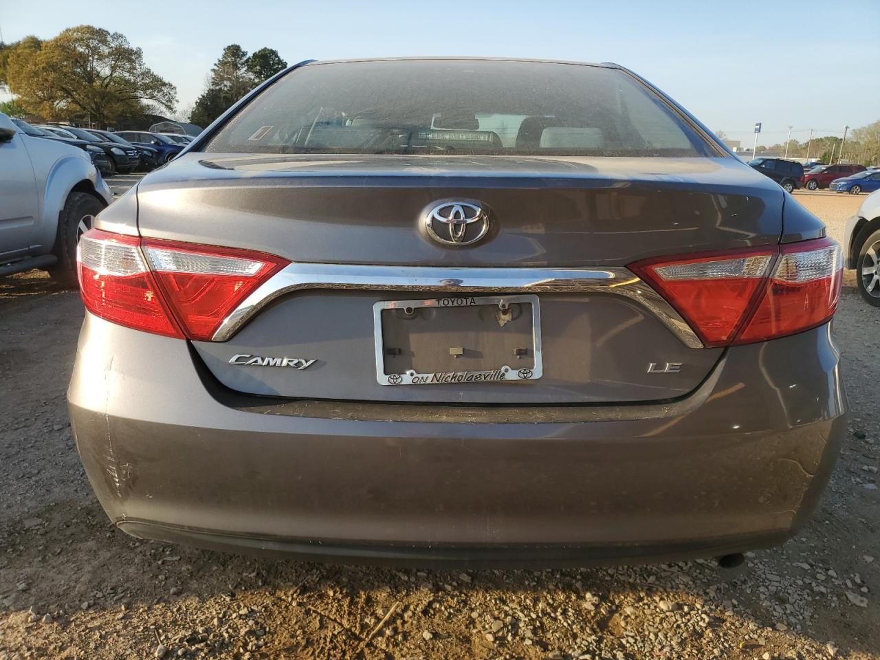 2016 TOYOTA CAMRY LE - Image 6