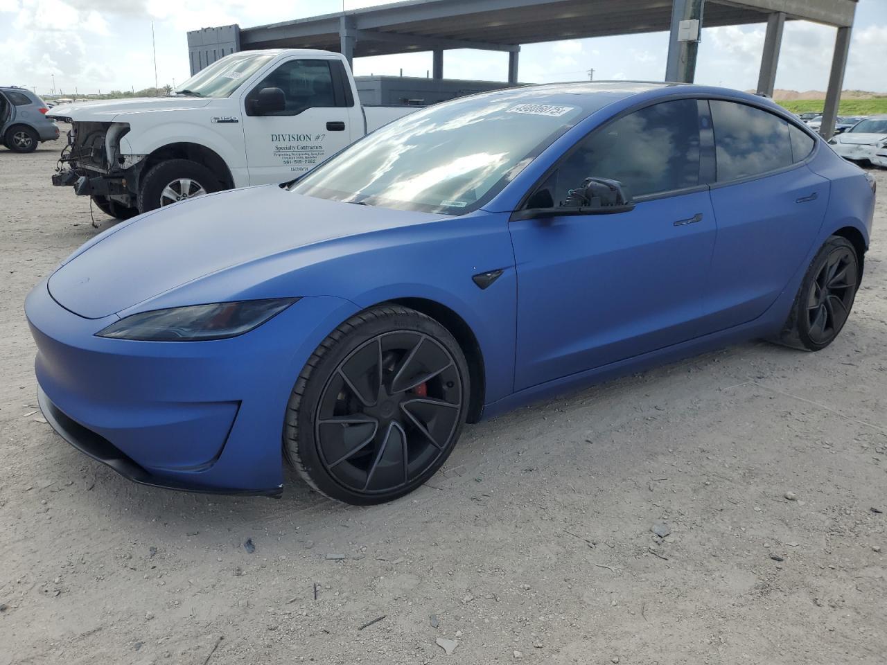 2024 TESLA MODEL 3