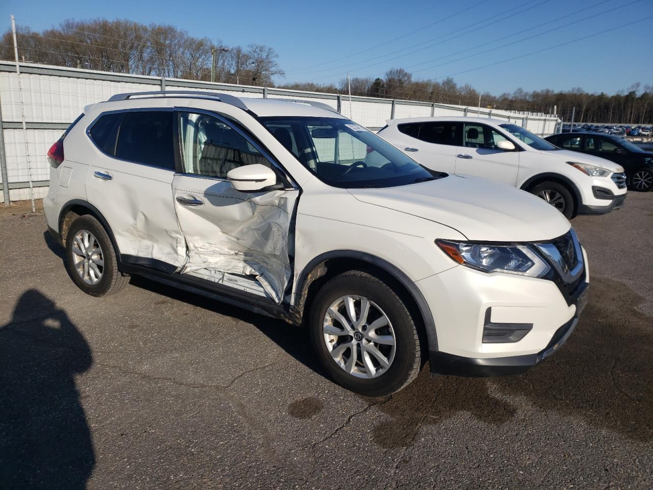 2018 NISSAN ROGUE S - Фото 4