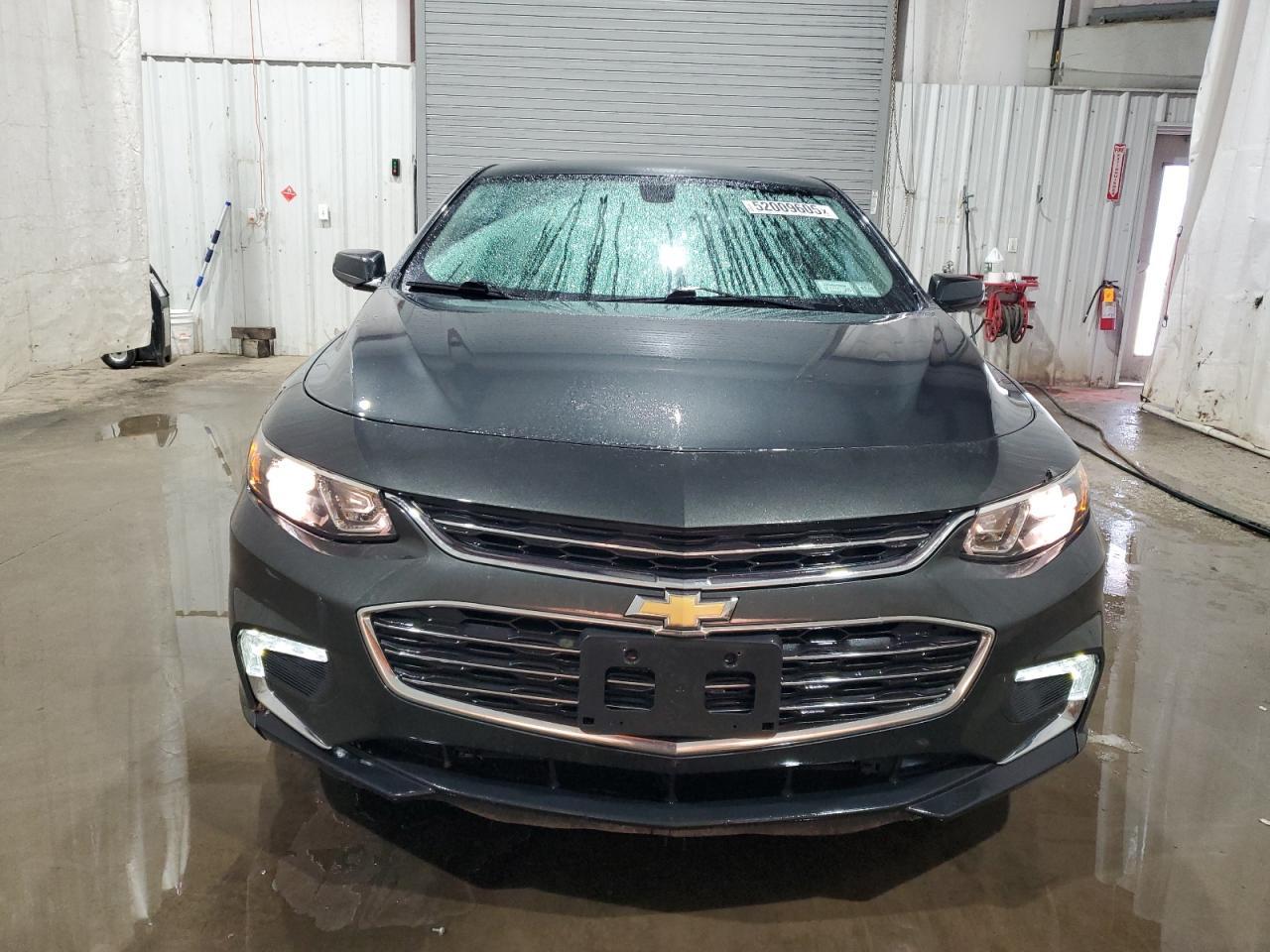 2017 CHEVROLET MALIBU LT - Image 5
