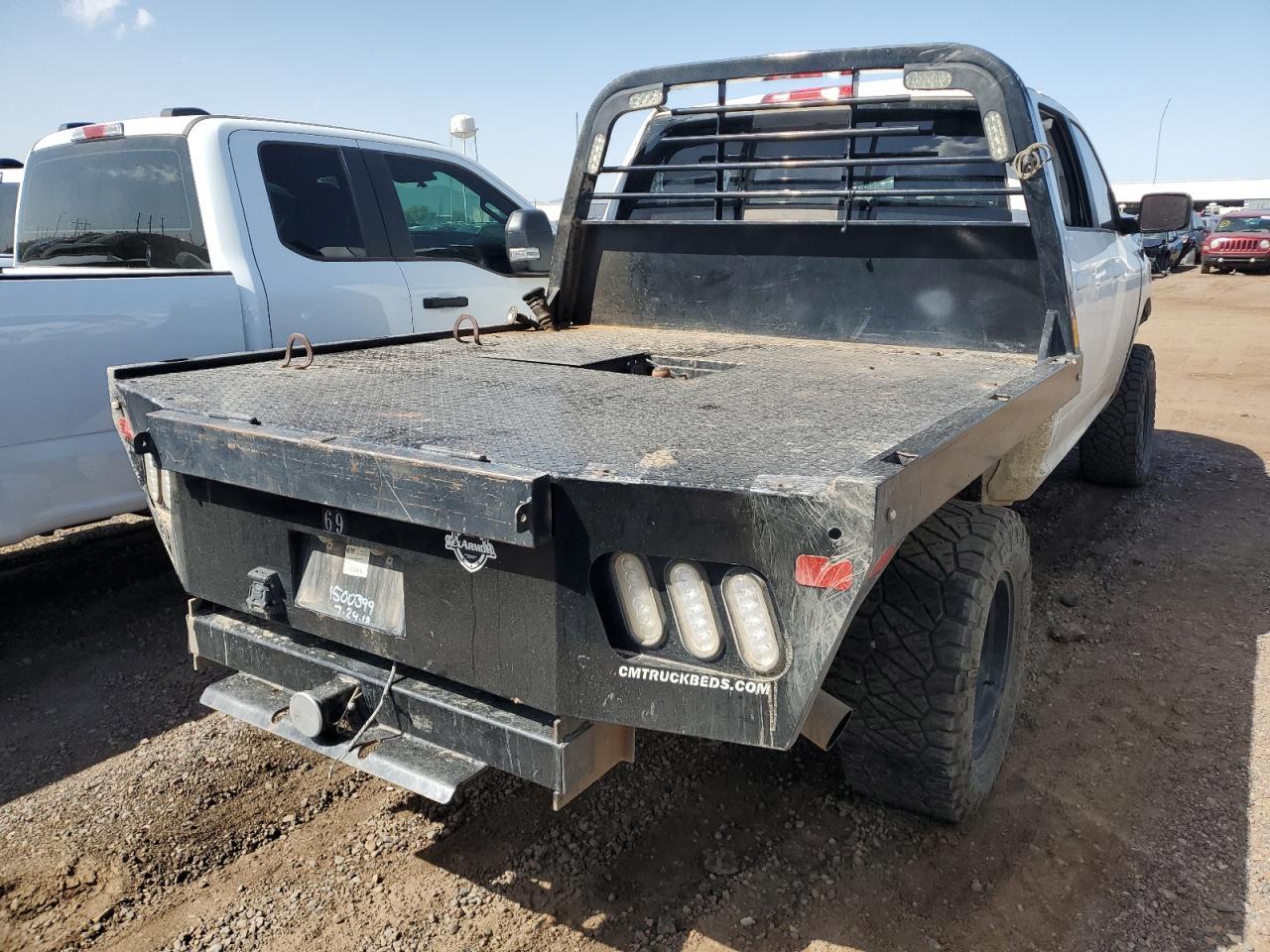 2017 RAM 2500 SLT - Image 3