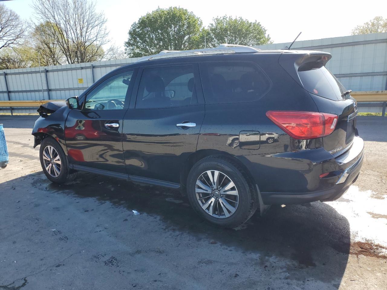 2017 NISSAN PATHFINDER - Image 2