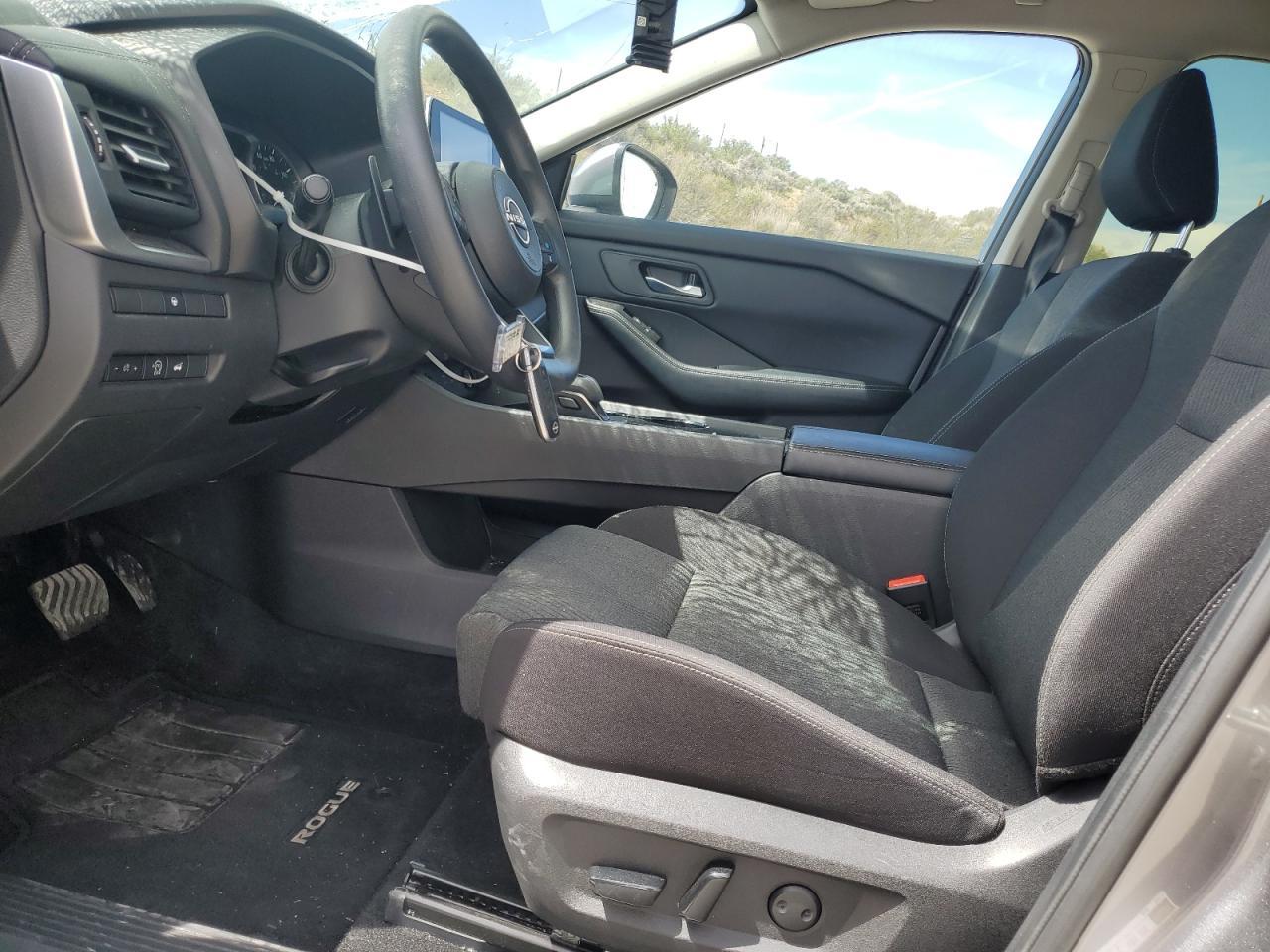 2024 NISSAN ROGUE SV - Image 7
