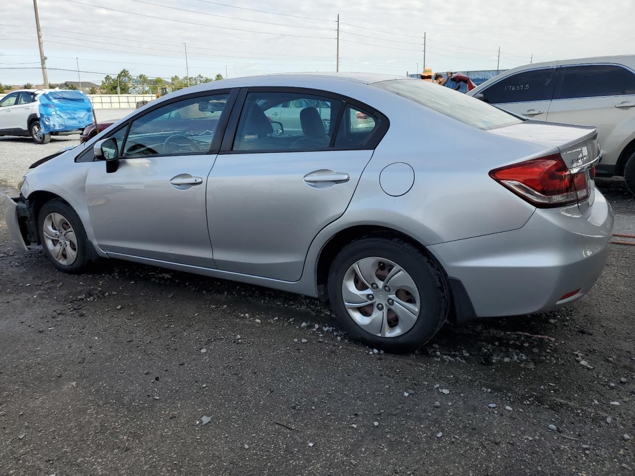 2015 HONDA CIVIC LX - Фото 2