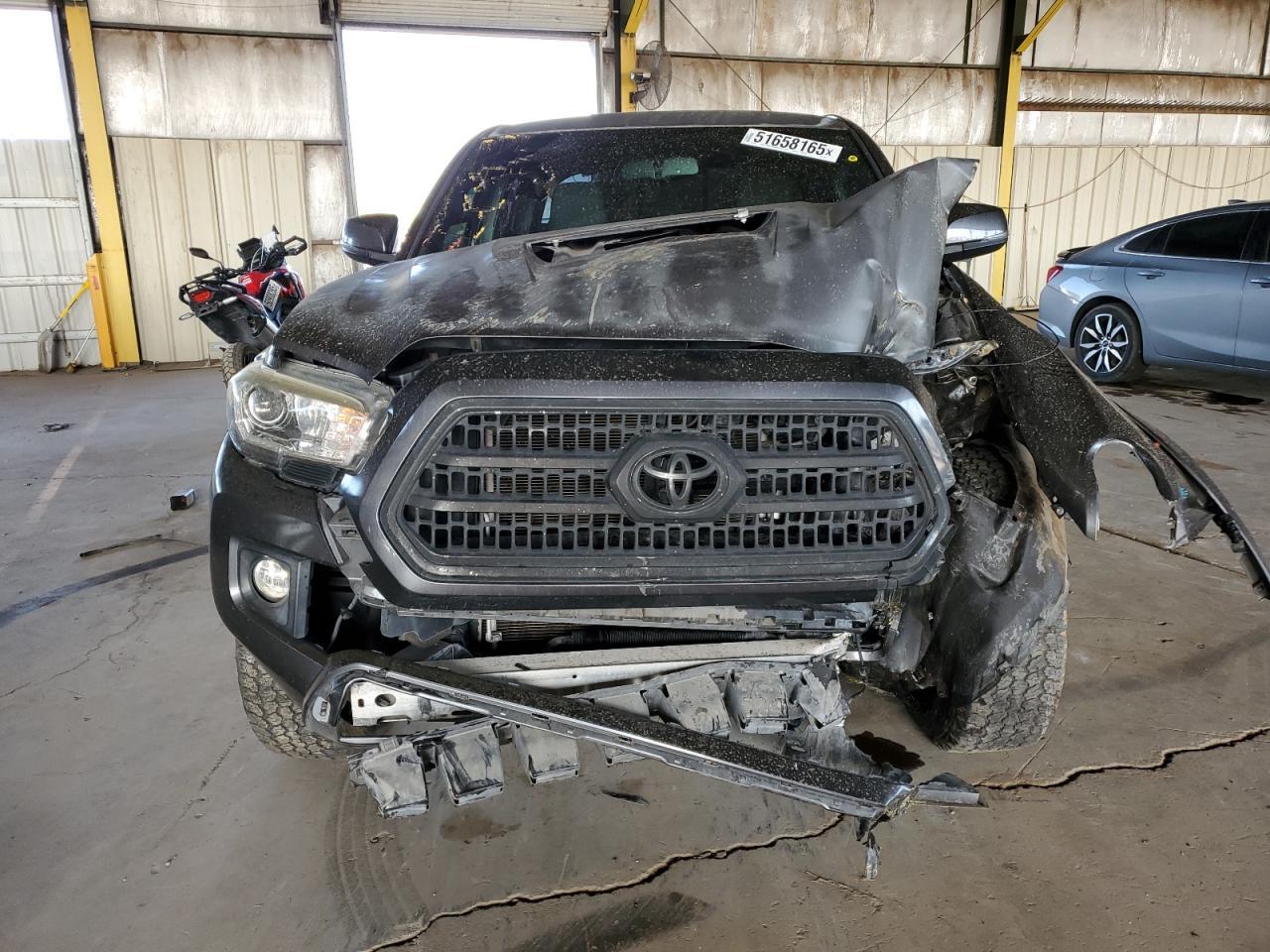 2017 TOYOTA TACOMA DOU - Фото 5