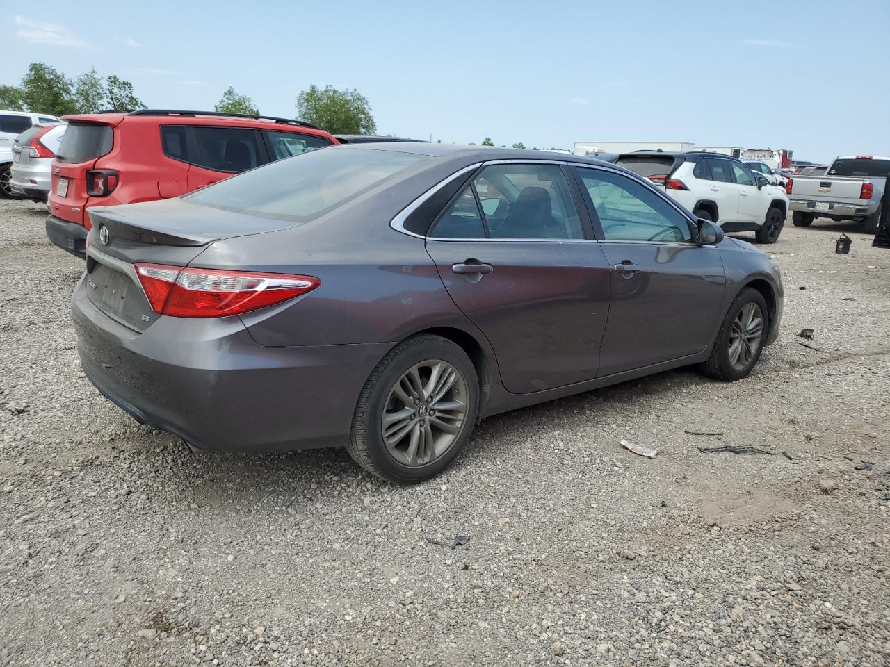 2017 TOYOTA CAMRY LE - Фото 3