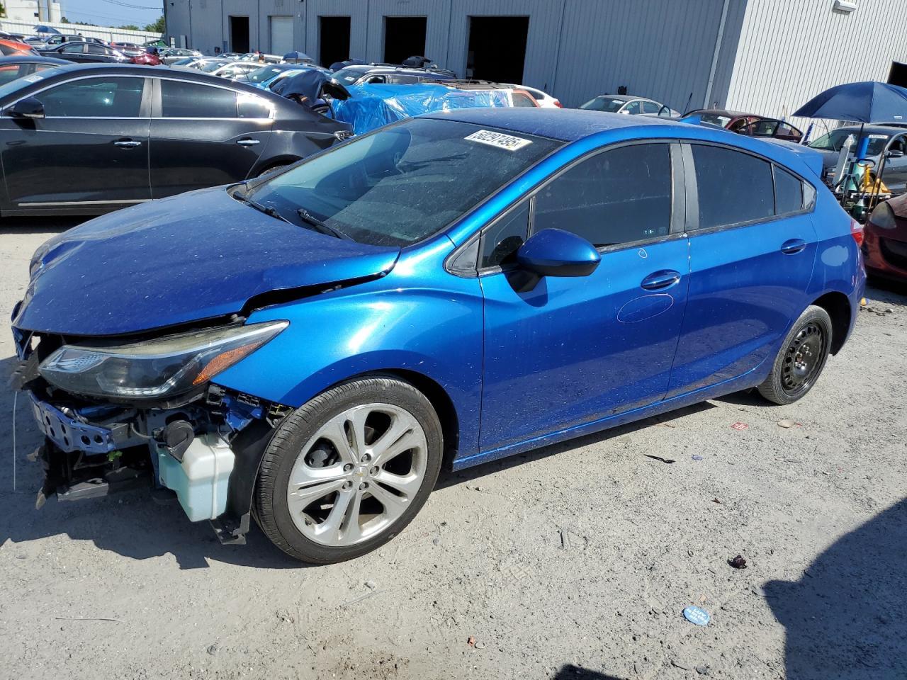 2017 CHEVROLET CRUZE LT