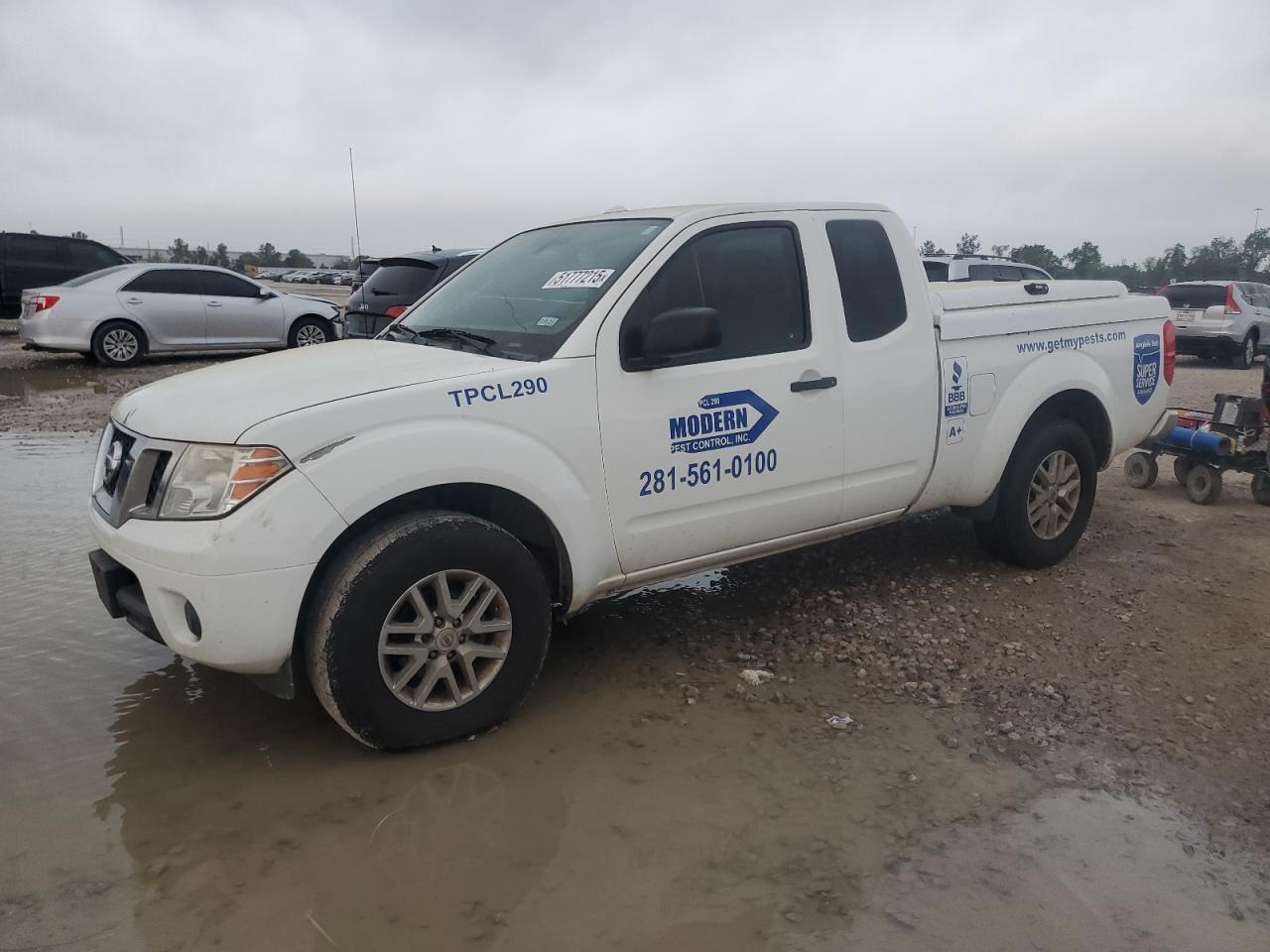 2017 NISSAN FRONTIER S