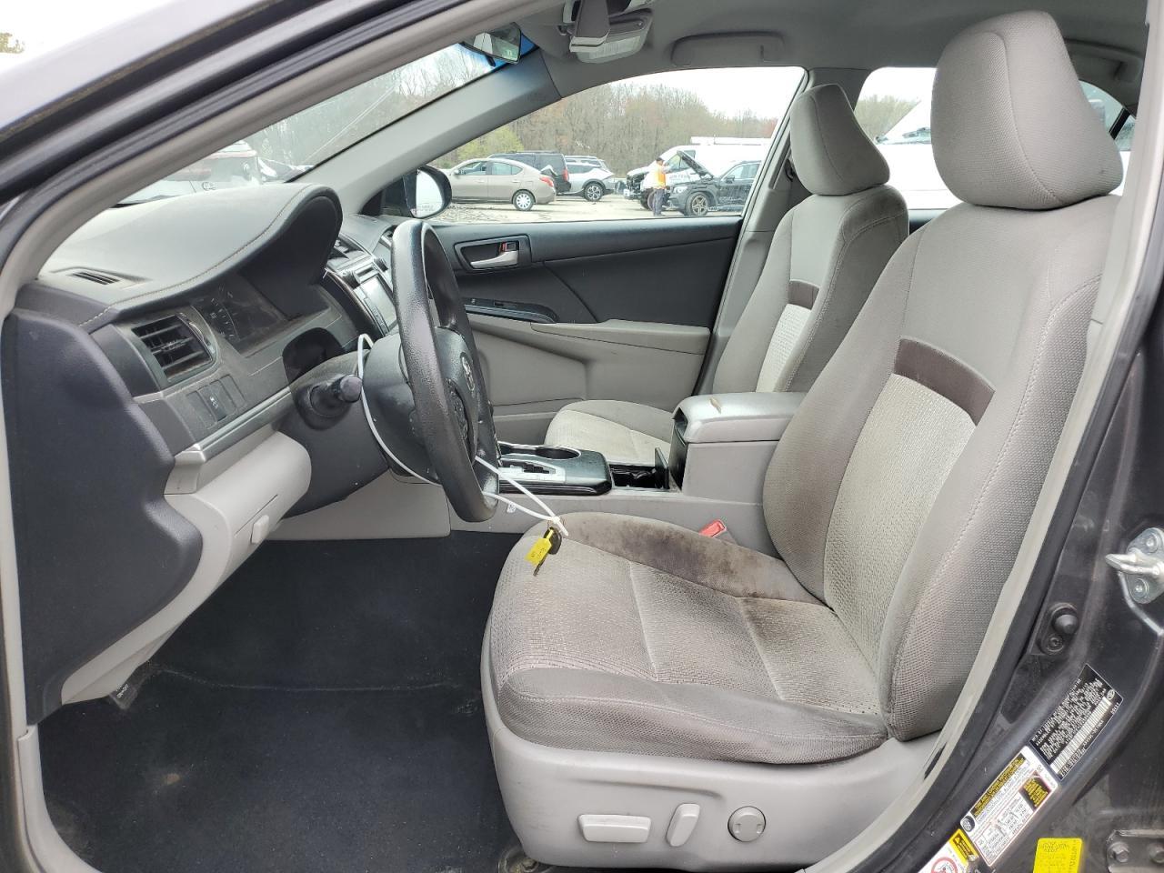 2014 TOYOTA CAMRY L - Image 7