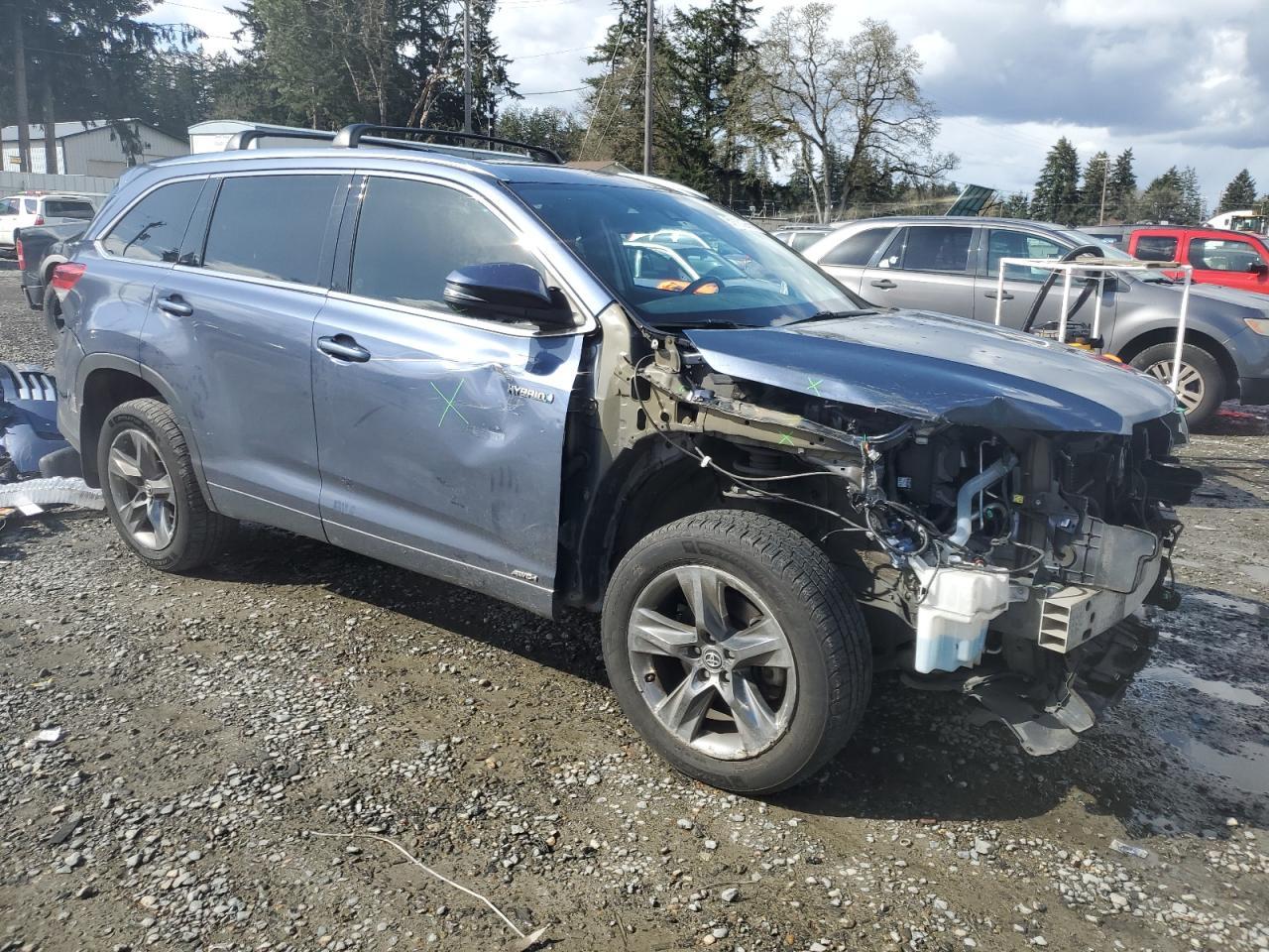 2019 TOYOTA HIGHLANDER - Image 4