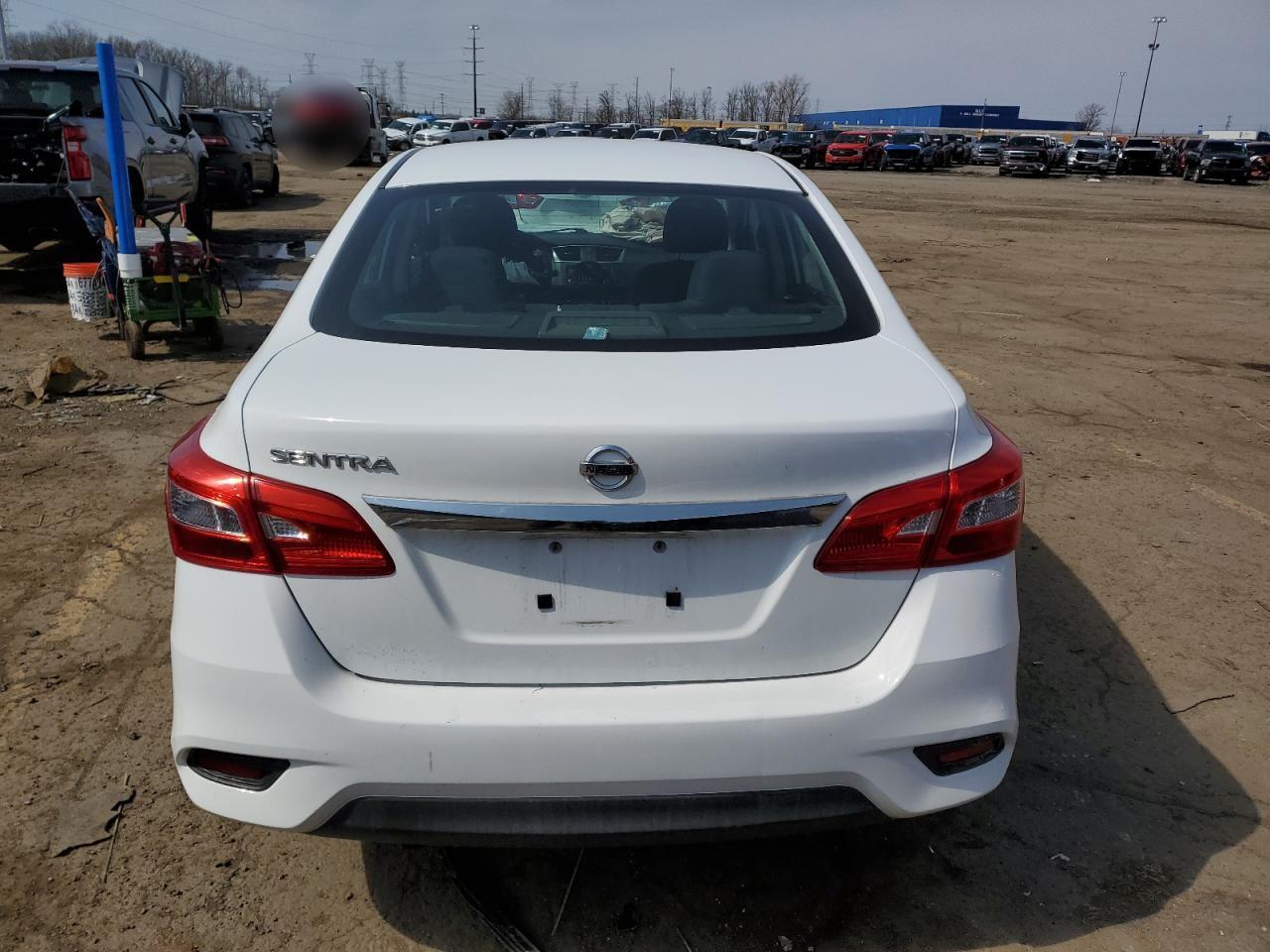 2017 NISSAN SENTRA S - Фото 6
