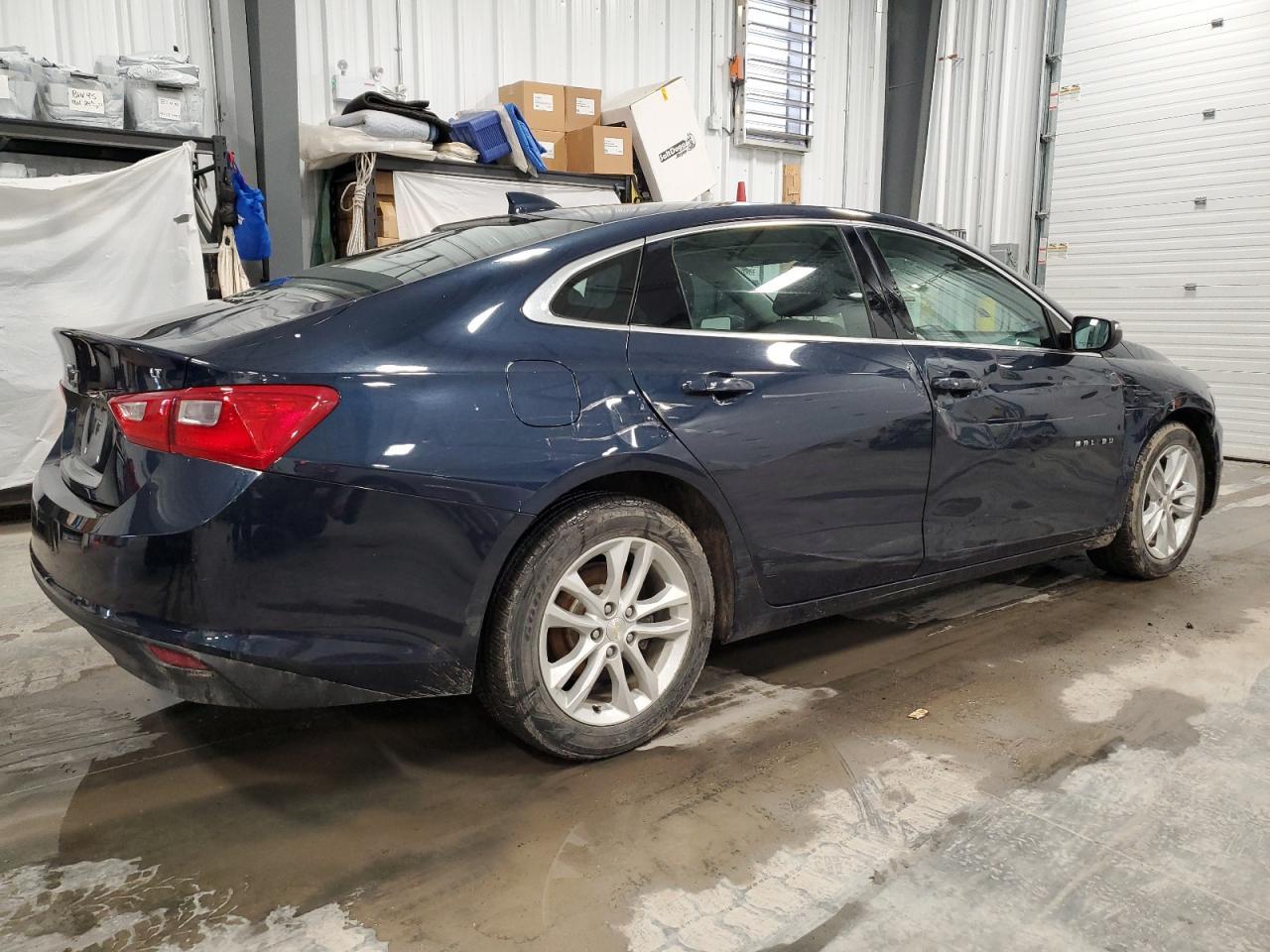 2017 CHEVROLET MALIBU LT - Фото 3