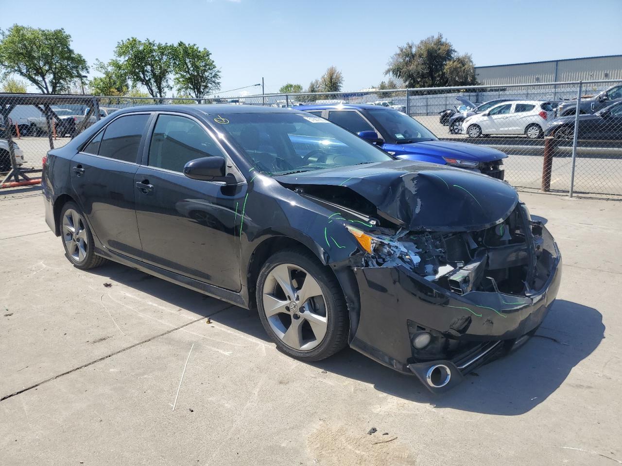 2014 TOYOTA CAMRY L - Image 4