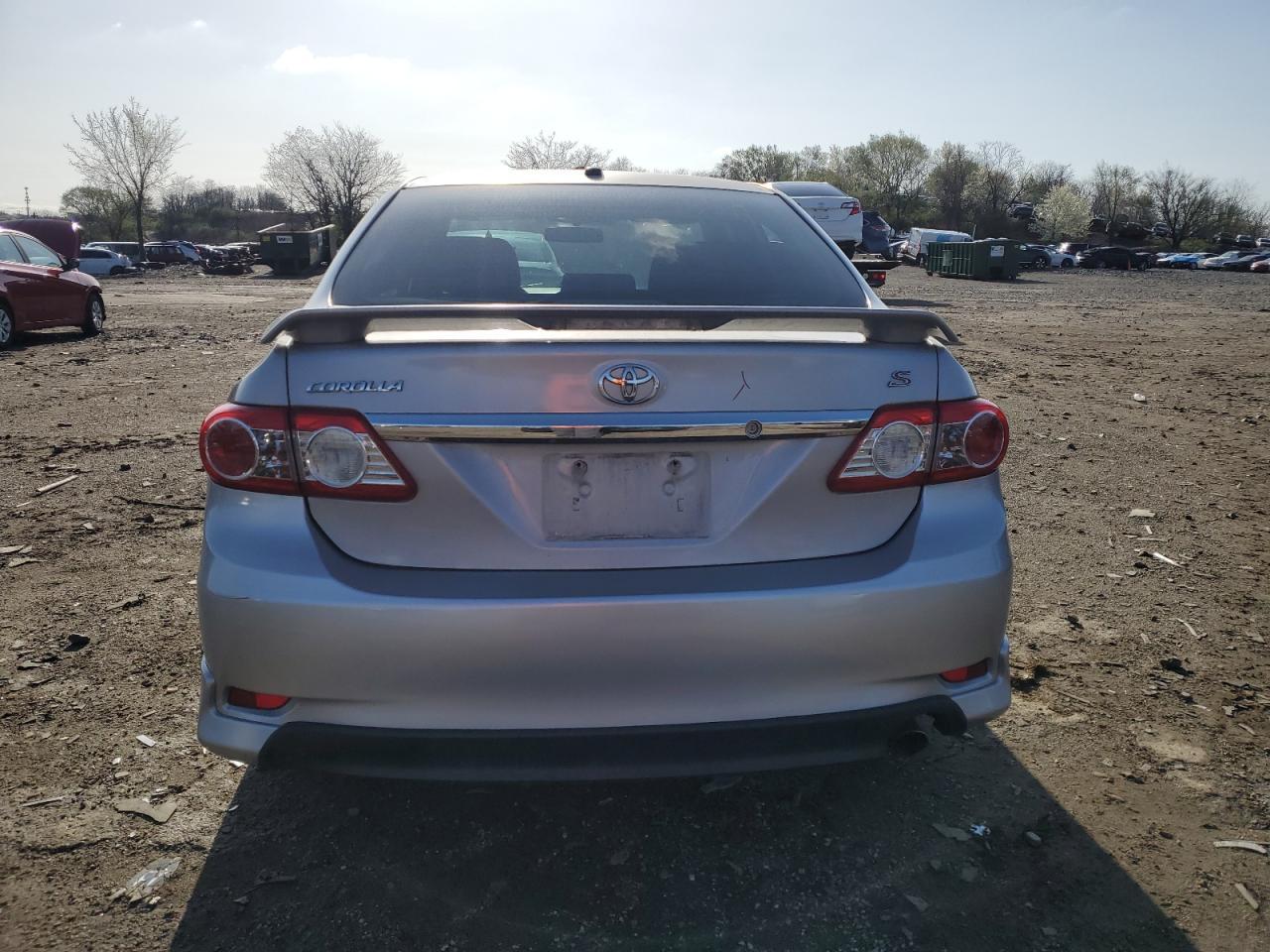 2013 TOYOTA COROLLA BA - Фото 6