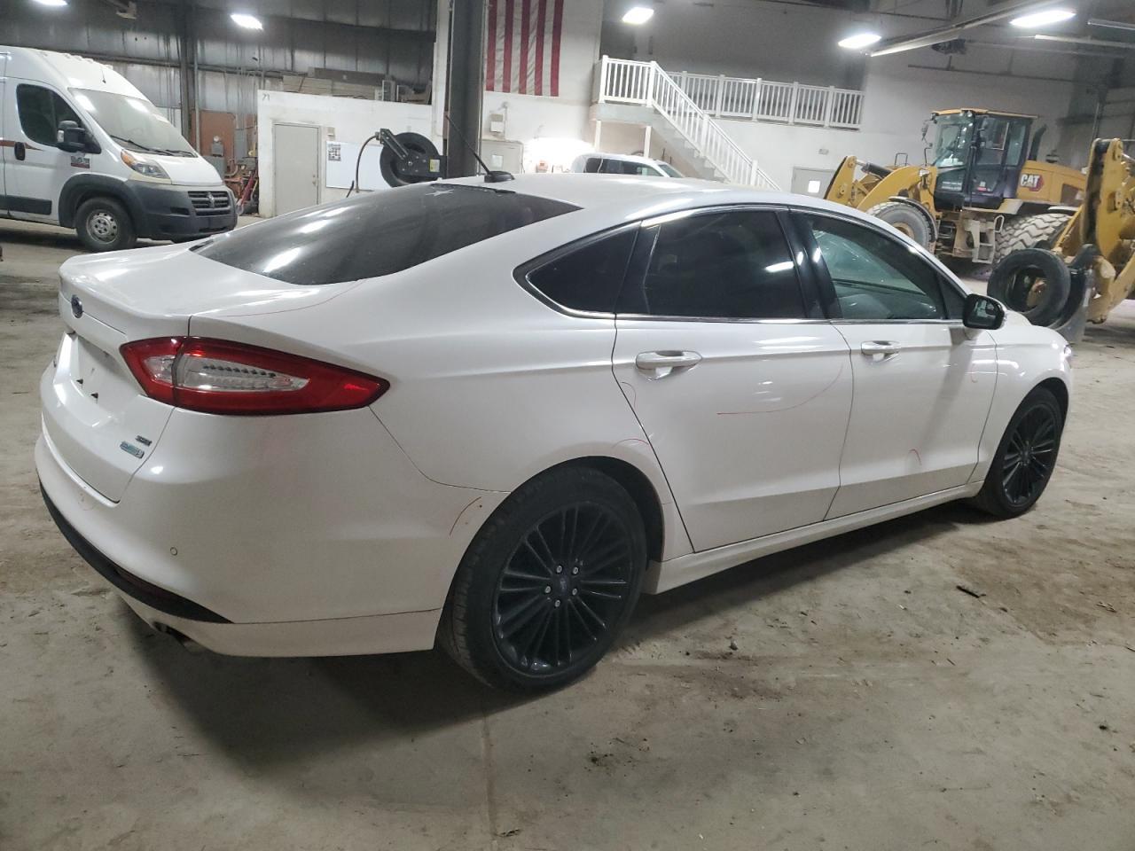 2013 FORD FUSION SE - Фото 3