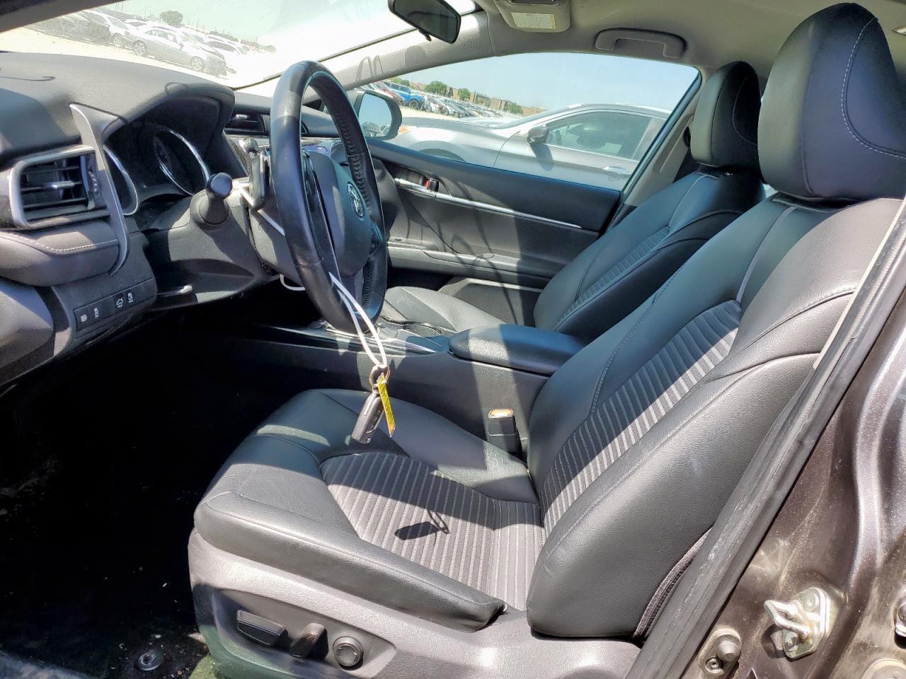 2019 TOYOTA CAMRY L - Image 7