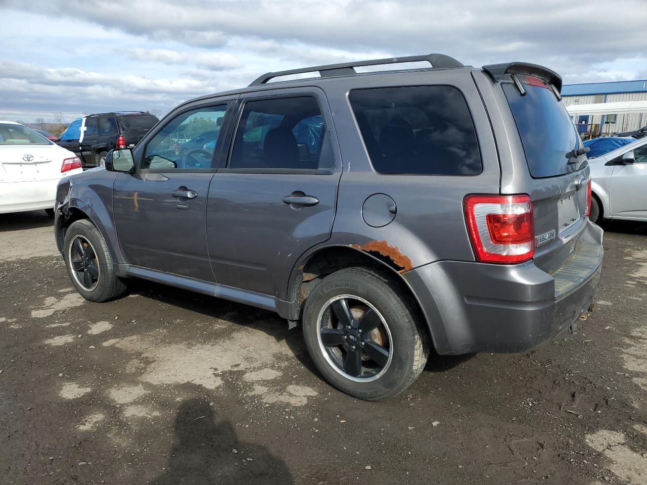 2012 FORD ESCAPE XLT - Фото 2