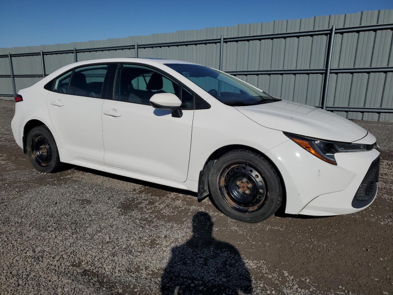 2020 TOYOTA COROLLA LE - Фото 4