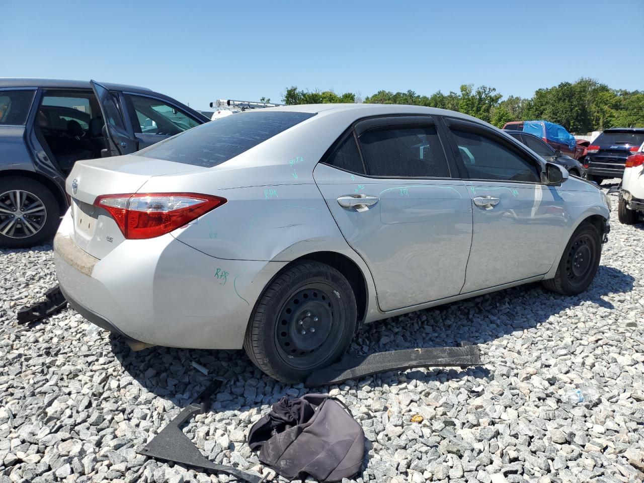 2015 TOYOTA COROLLA L - Фото 3