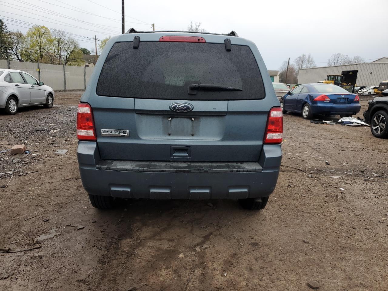 2010 FORD ESCAPE XLT - Фото 6