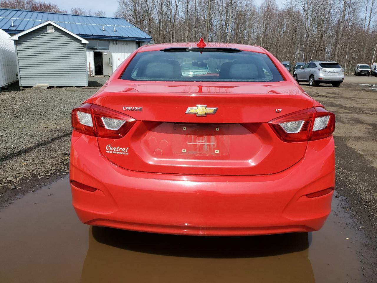 2017 CHEVROLET CRUZE LT - Image 6