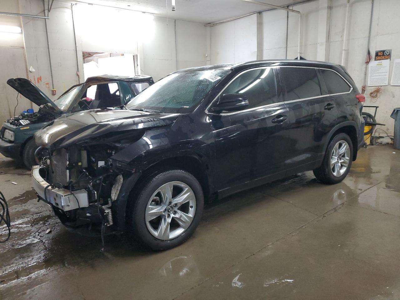 2018 TOYOTA HIGHLANDER