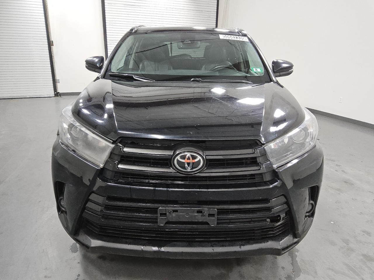 2019 TOYOTA HIGHLANDER - Image 5