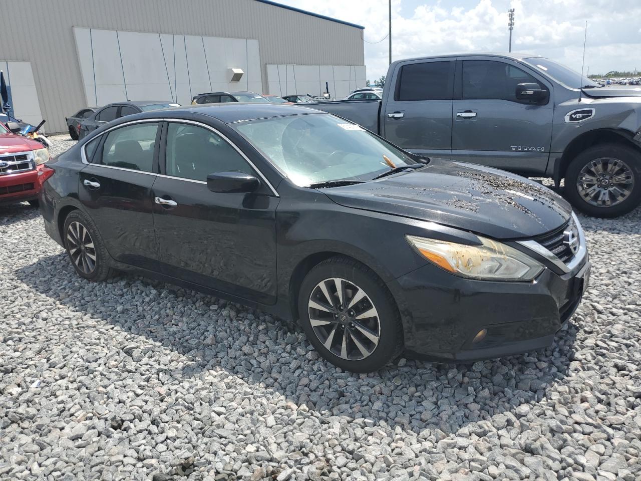 2017 NISSAN ALTIMA 2.5 - Image 4