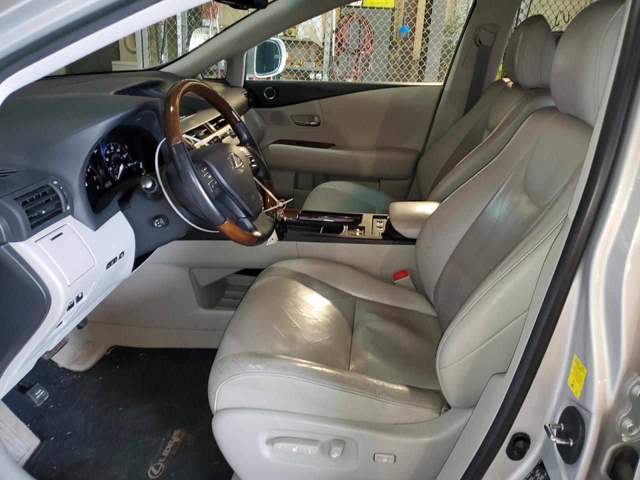 2010 LEXUS RX 350 - Image 7
