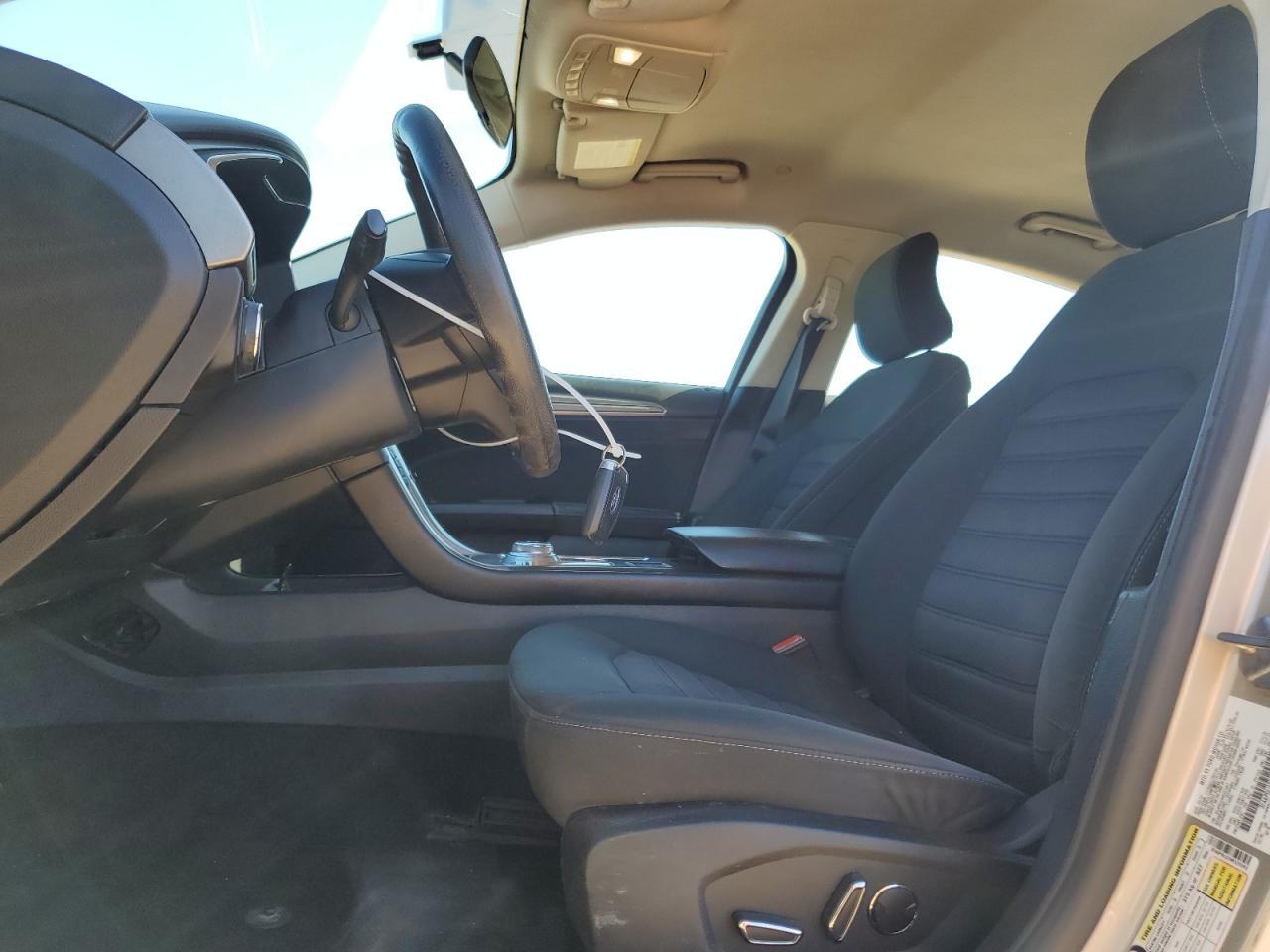 2017 FORD FUSION SE - Image 7