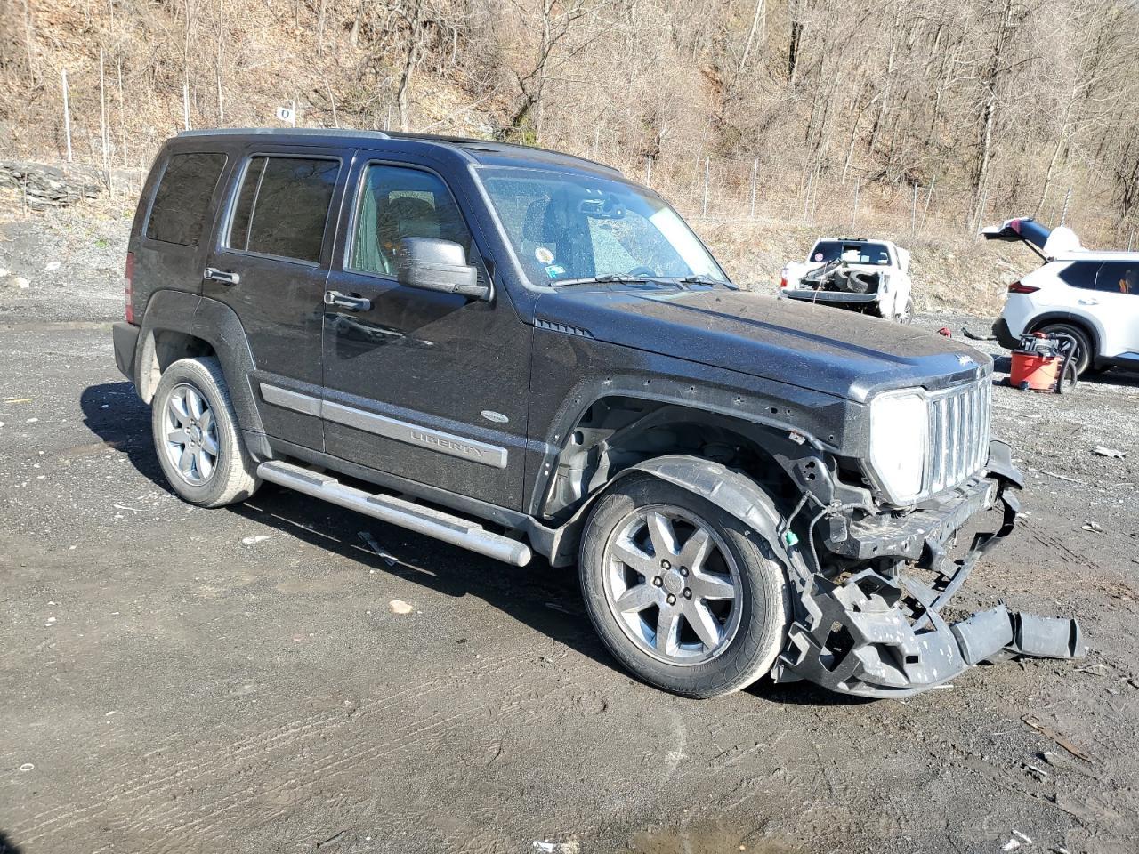2012 JEEP LIBERTY SP - Image 4