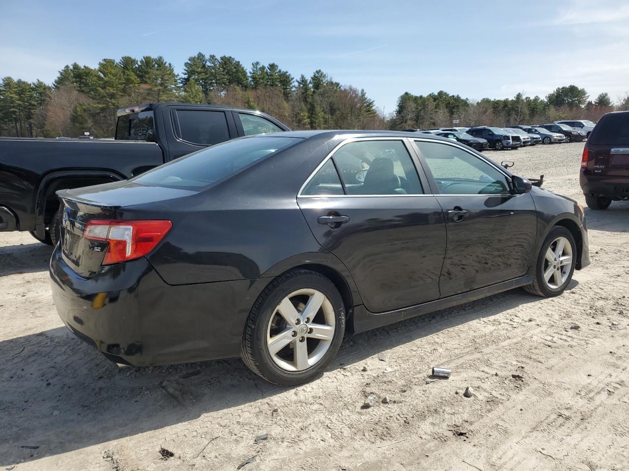 2013 TOYOTA CAMRY L - Фото 3