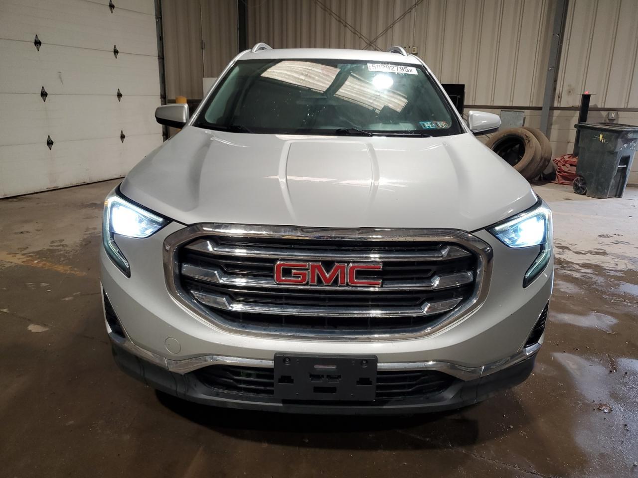 2019 GMC TERRAIN SL - Image 5
