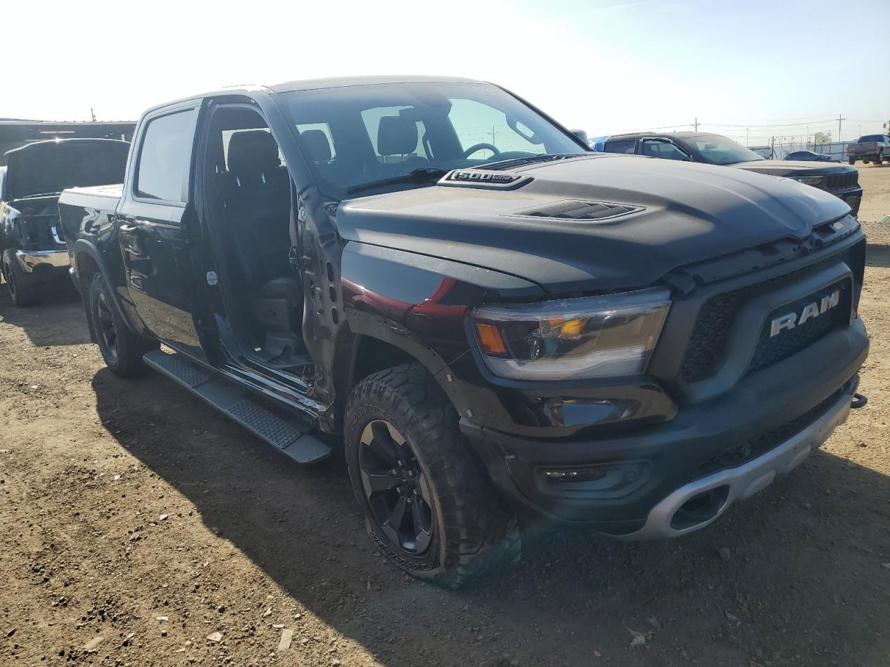 2020 RAM 1500 REBEL - Фото 4