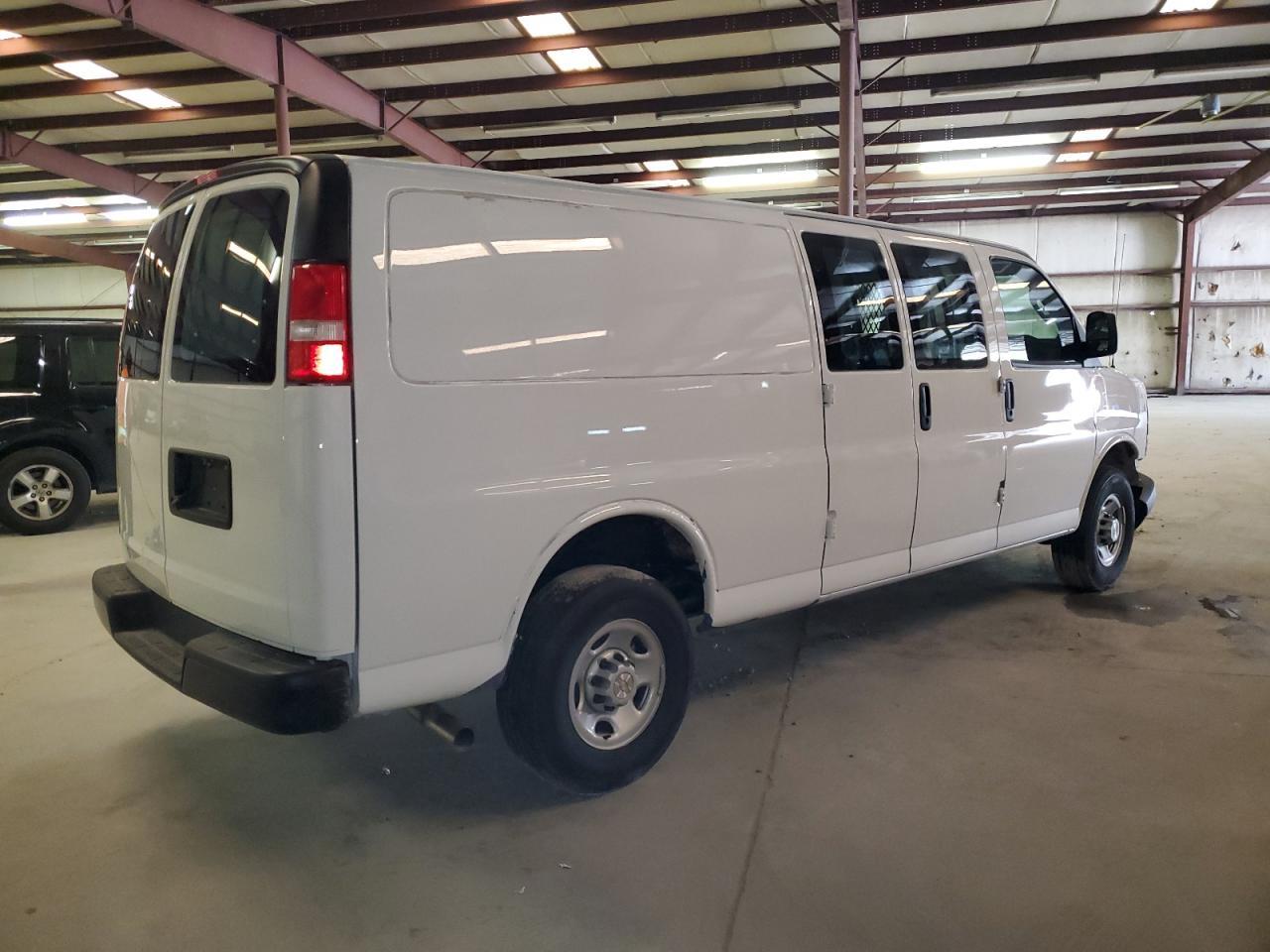 2024 CHEVROLET EXPRESS G2 - Фото 3