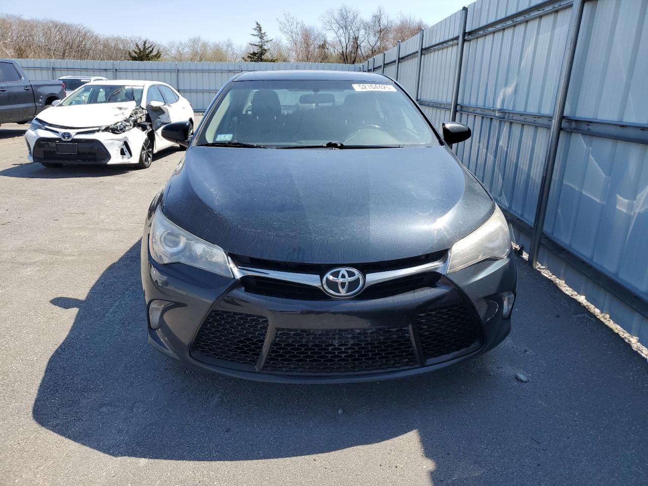 2017 TOYOTA CAMRY LE - Фото 5