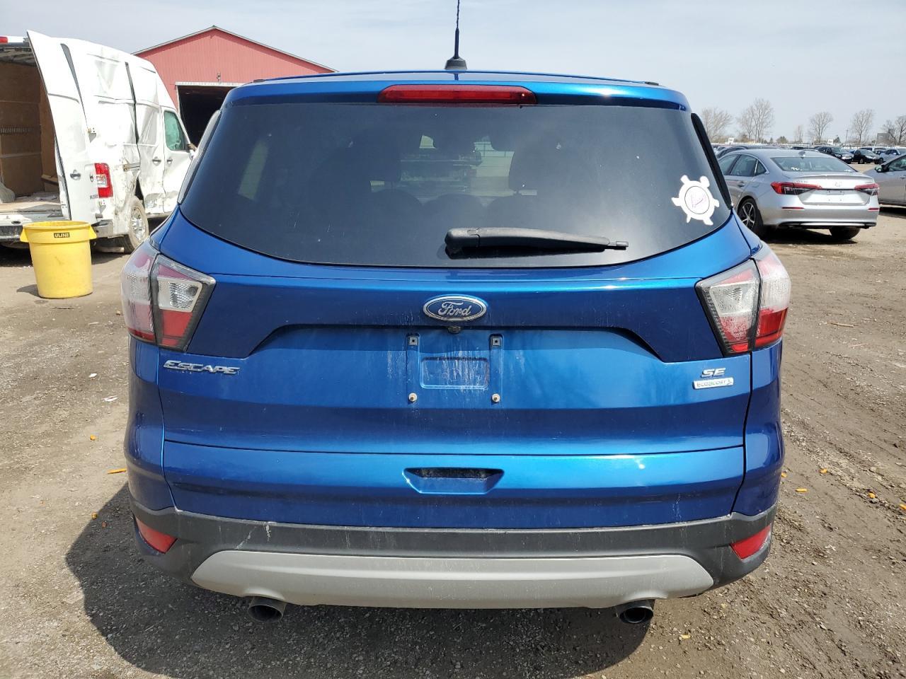 2017 FORD ESCAPE SE - Фото 6