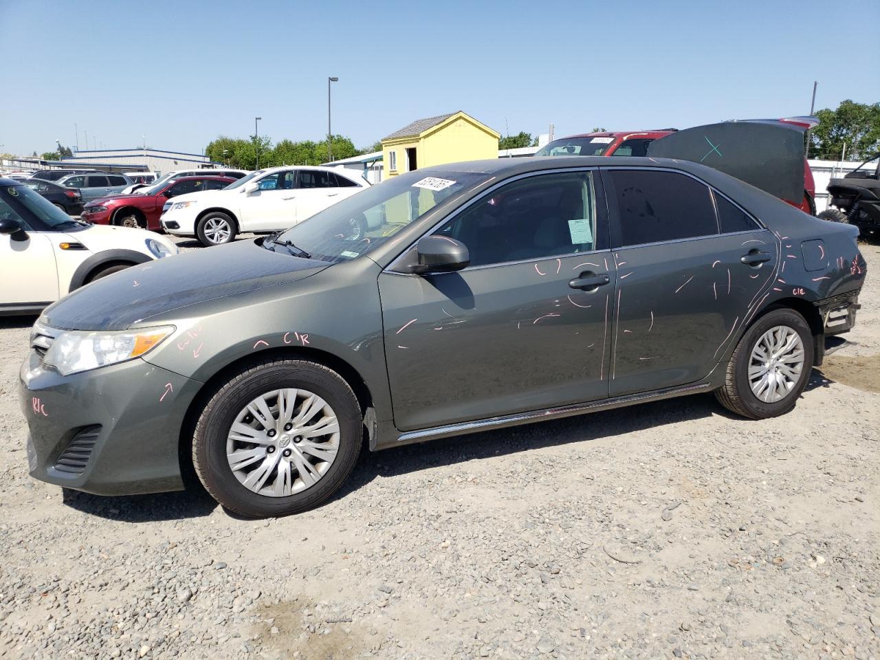 2013 TOYOTA CAMRY L