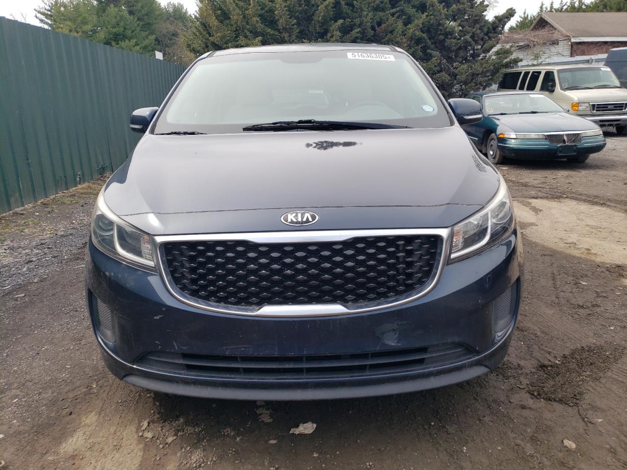 2016 KIA SEDONA LX - Image 5