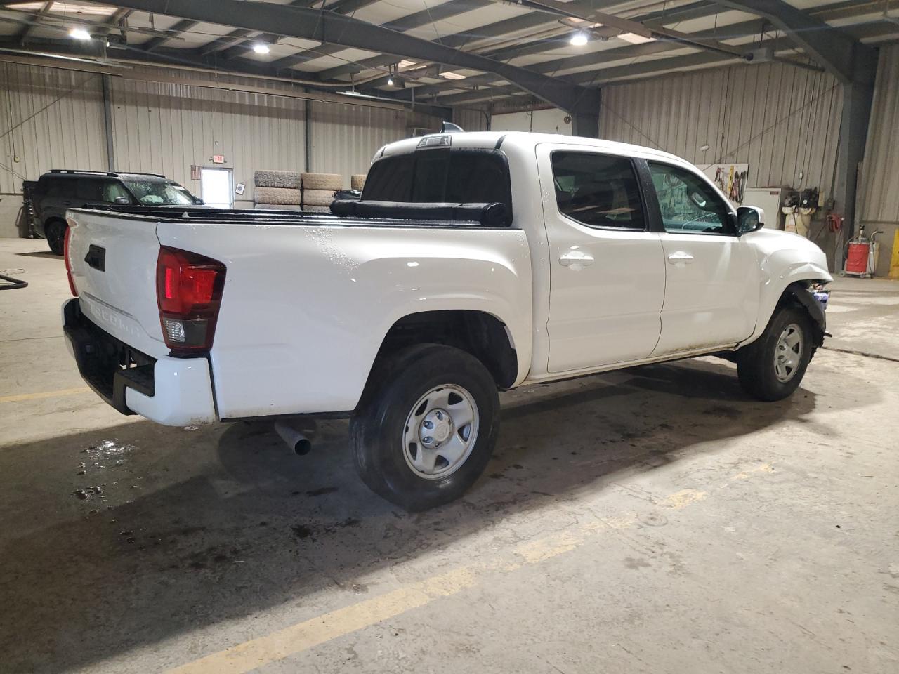 2023 TOYOTA TACOMA DOU - Фото 3